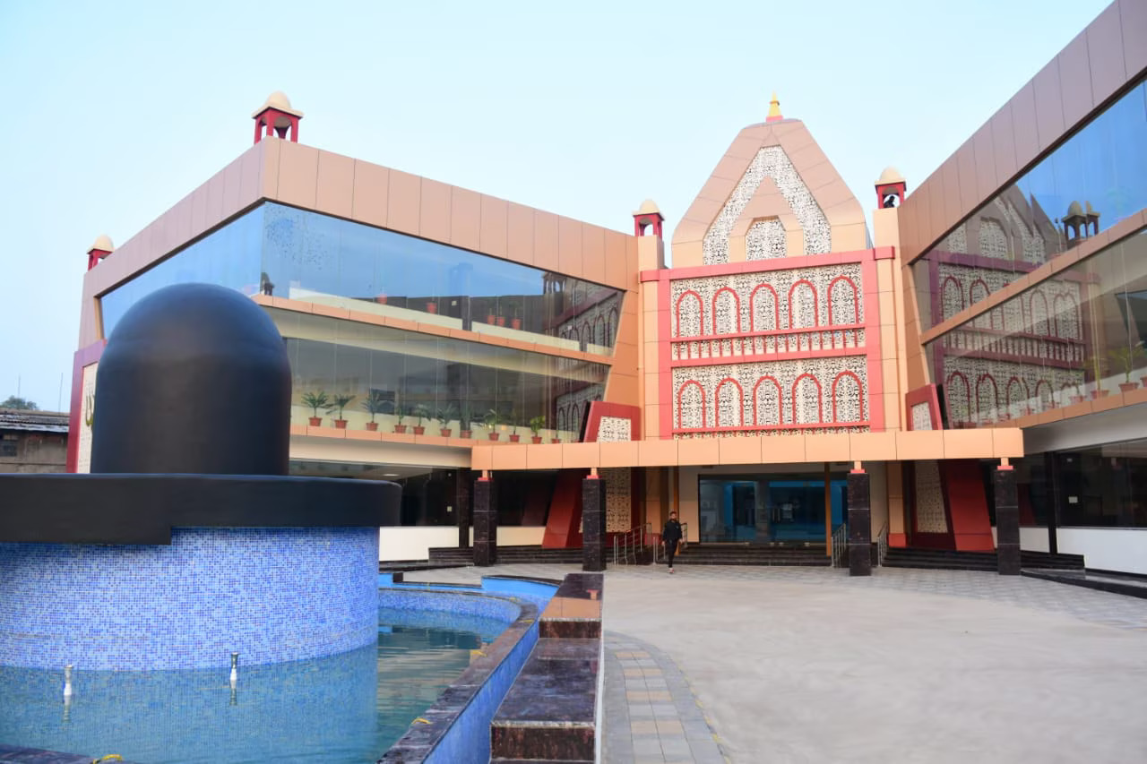 Avantika IHCL SeleQtions Varanasi Jobs | Avantika IHCL SeleQtions Varanasi Vacancies | Job Openings at Avantika IHCL SeleQtions Varanasi | Maldives Vacancies